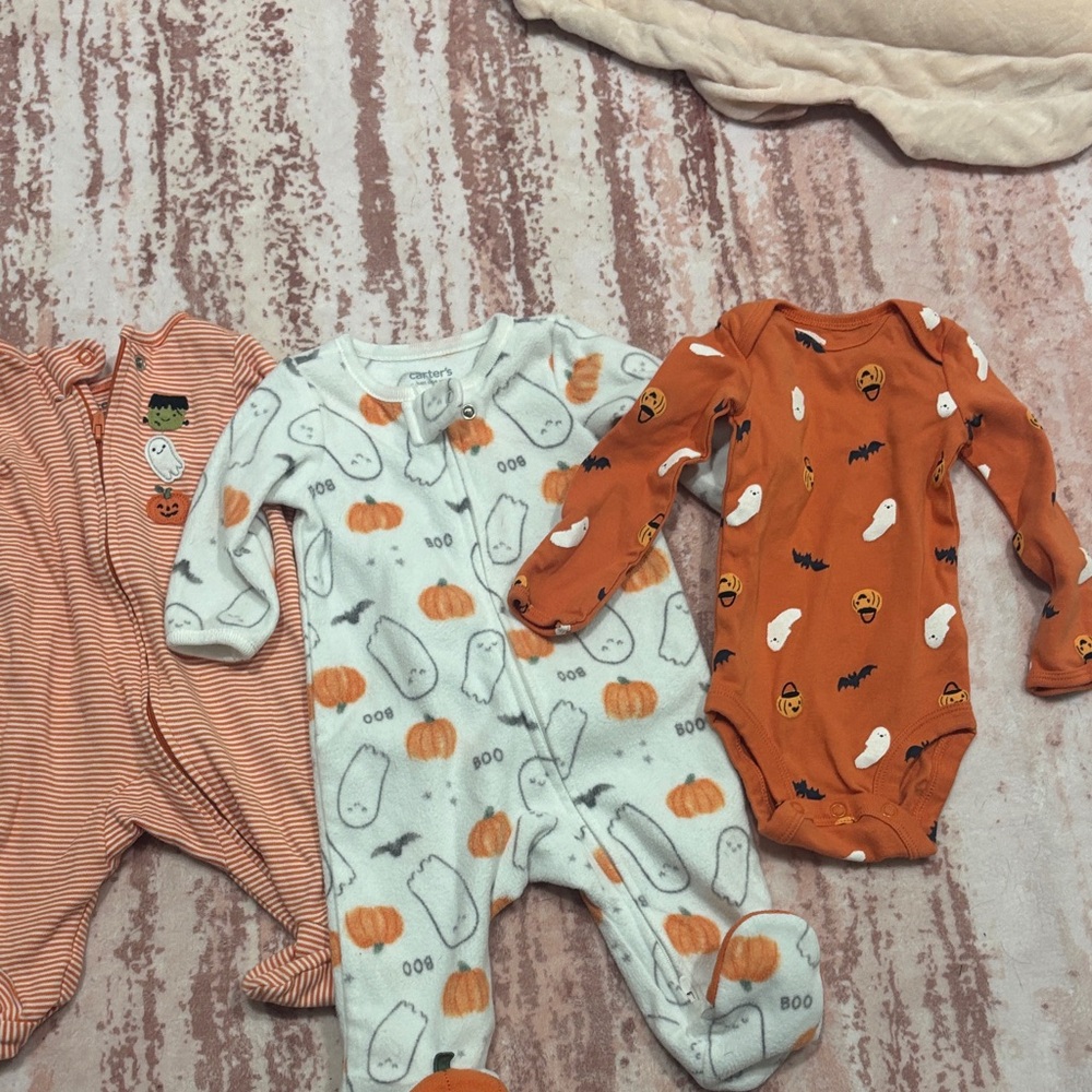 Halloween-Themed Kids One Piece Set